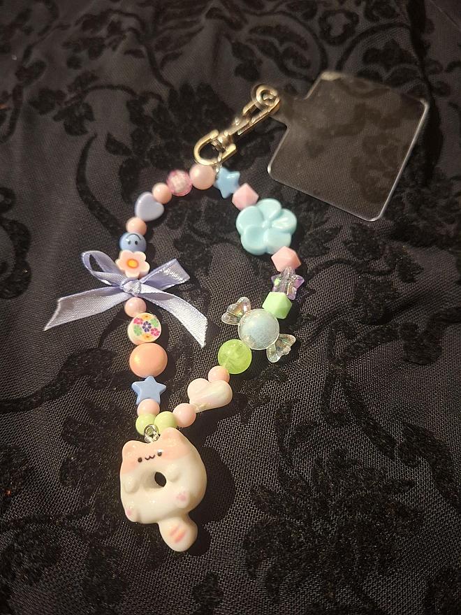 telefoonhanger met zusje van pusheen